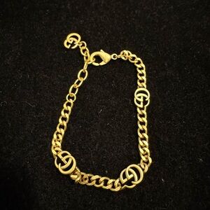 Gucci Gold Logo Interlock GG Chain Bracelet
